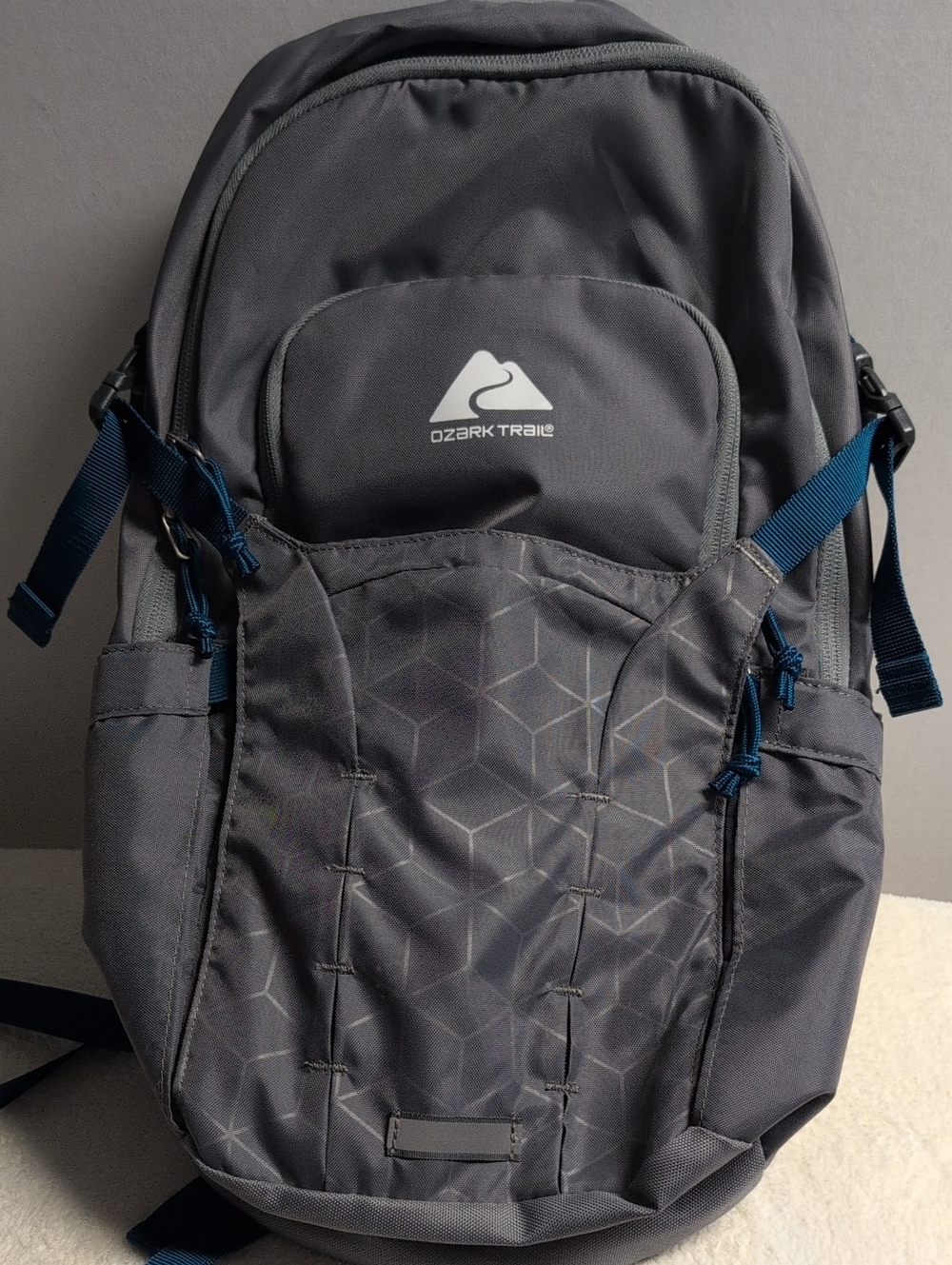 Ozark Trail 14L Hydration Pack Gray and Blue Men's Backpack